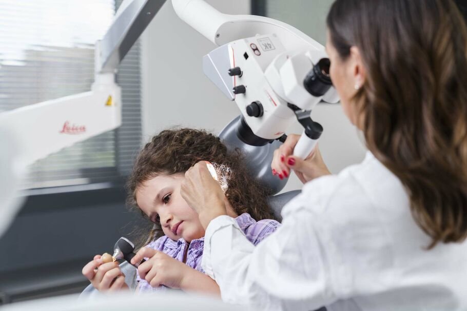 Surgical Microscope with 4K Camera for Otolaryngology M320 O